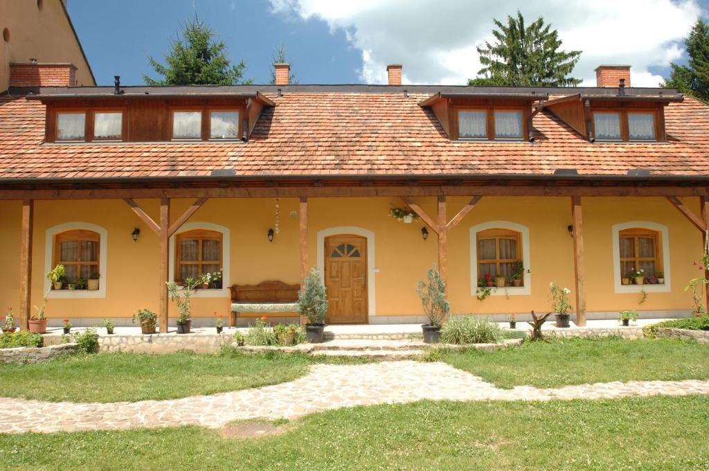 Életfa Vendégház Eger Exterior foto